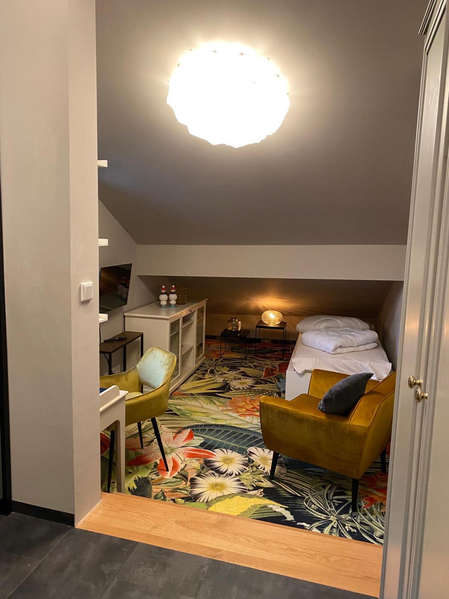 Pebbles By Ring Hotel *